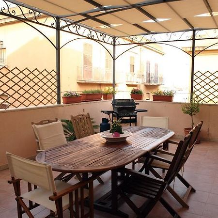 B&B La Terrazza Sul Porto Trapani Exterior photo